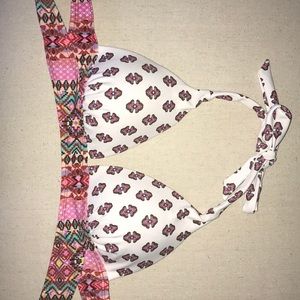 Gianni Bini swimsuit top